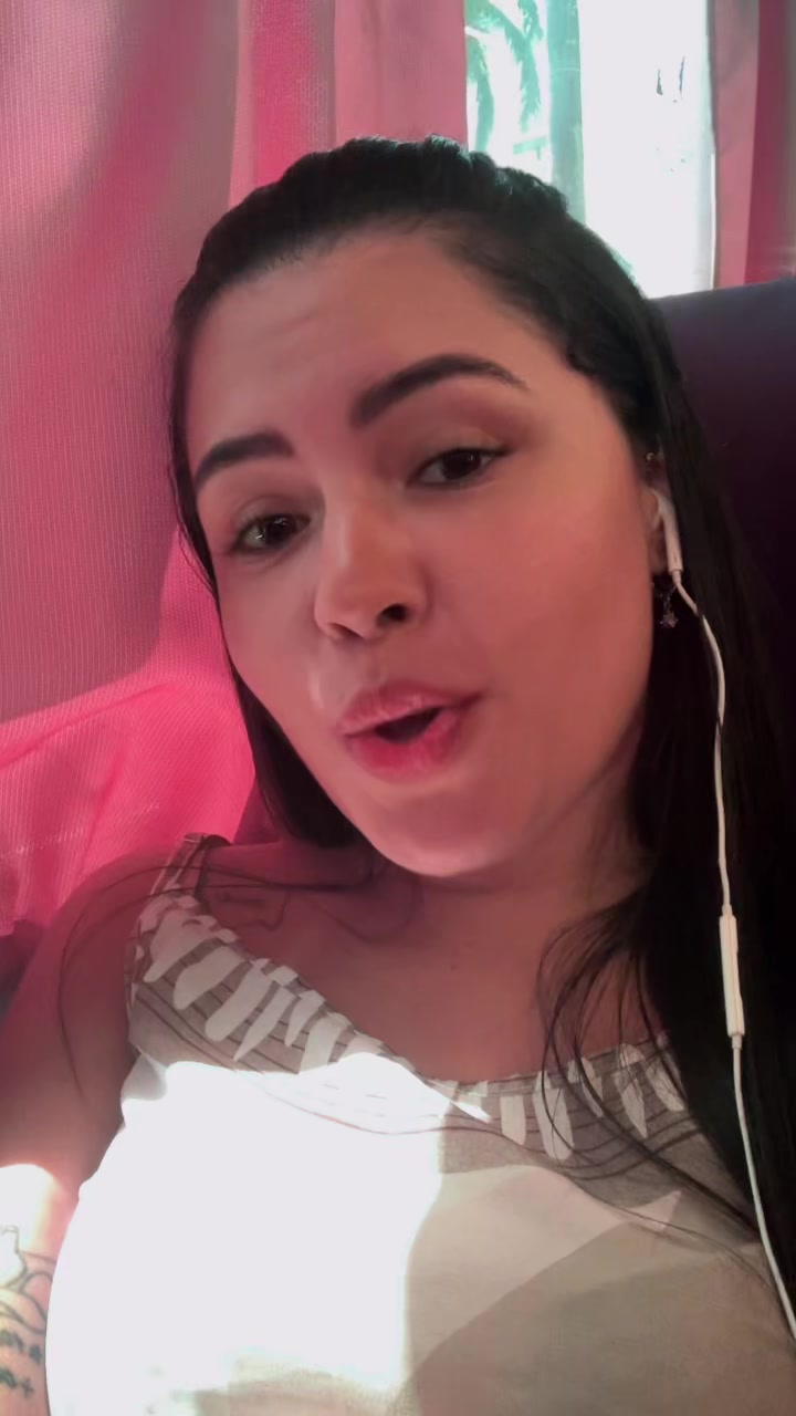 @Thainá Brito
