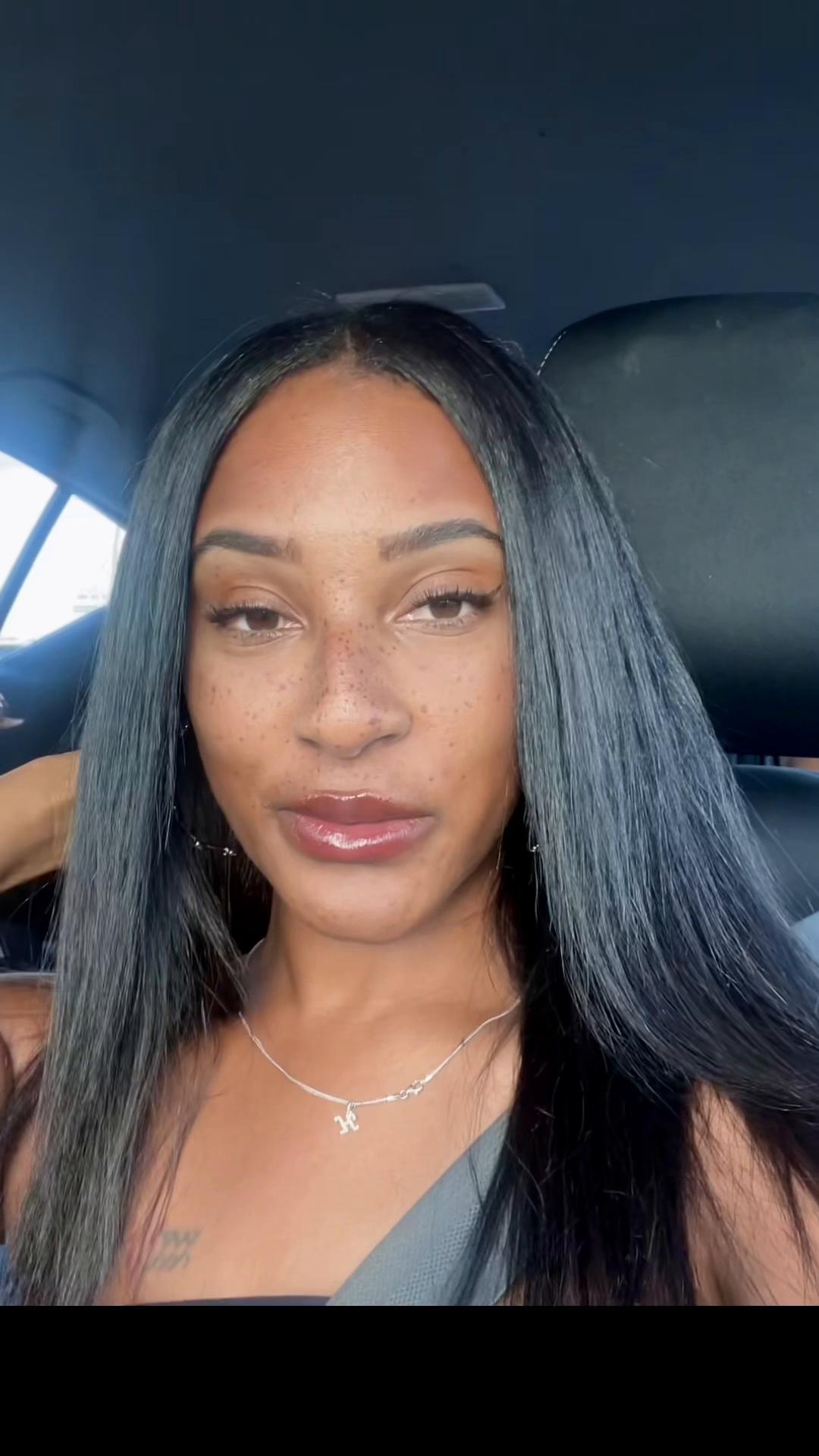 @Justcourtneyh___