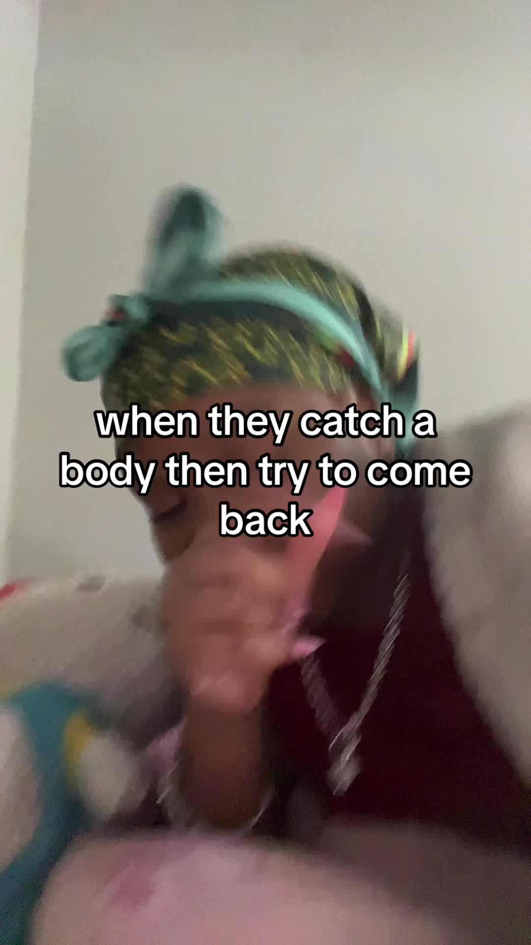@🫦