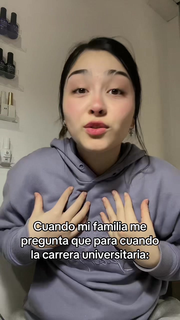 @Angelina🦋