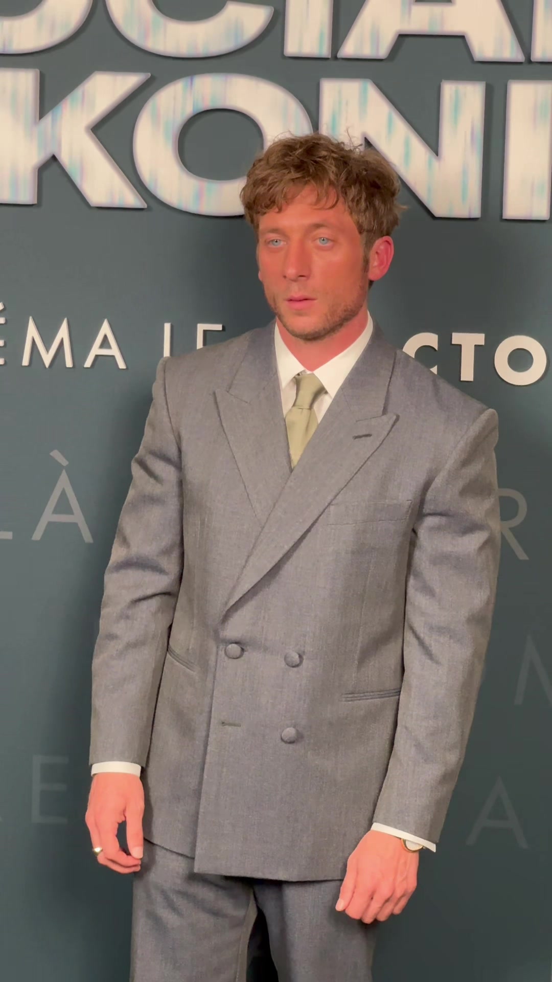 @Numéro