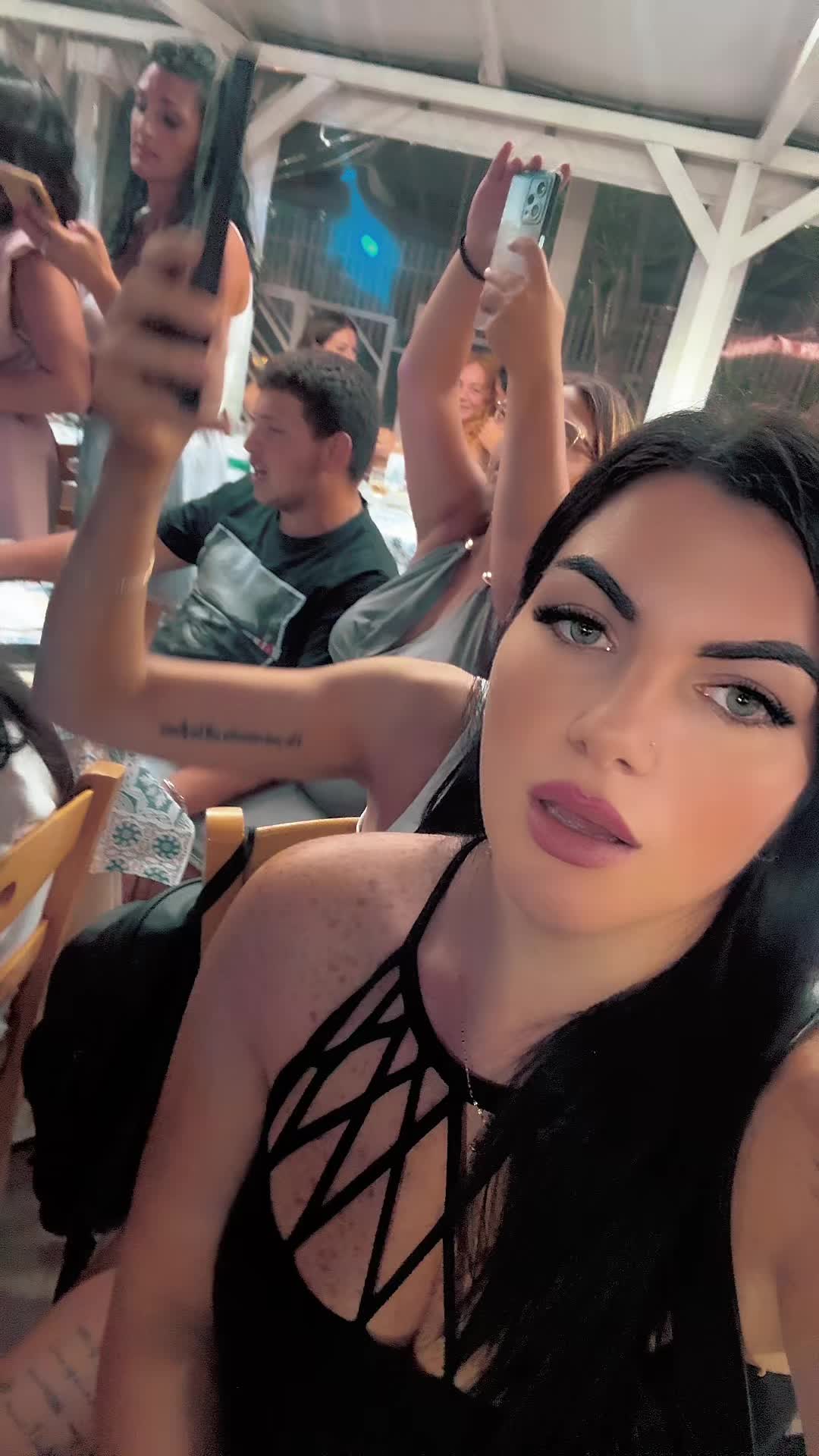 @Melania 🧡