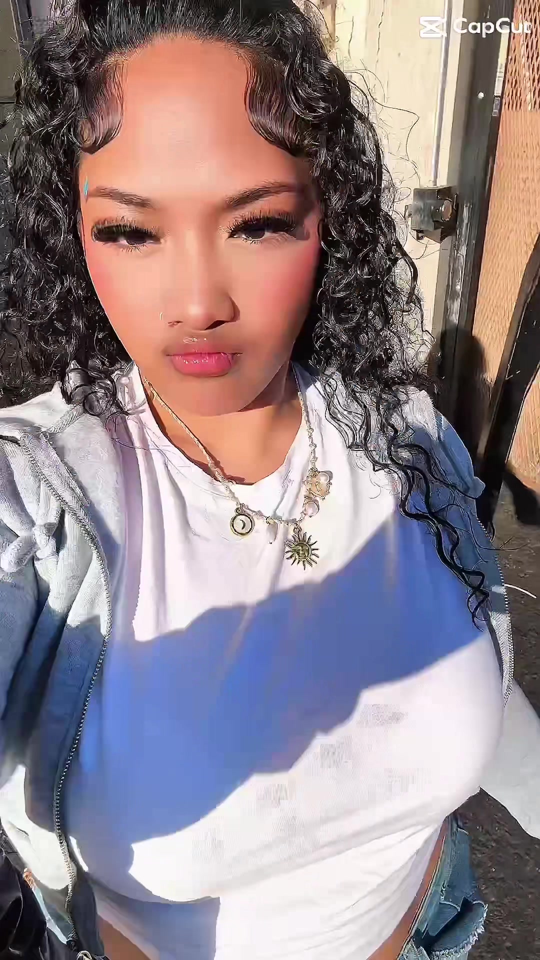 @livaywiddit800