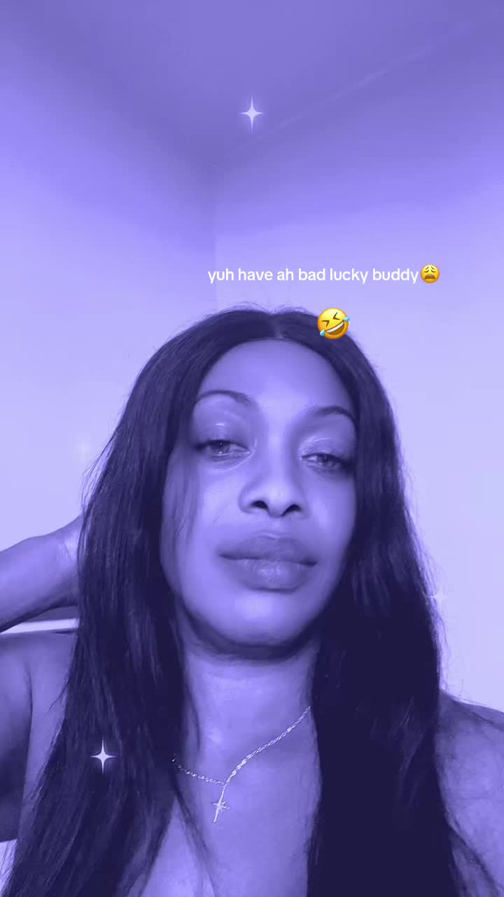 @Pretty Eye Sharline ♈😈