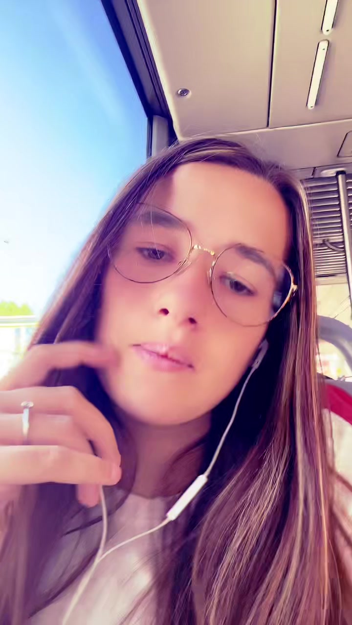 @Girl🤟🏻💁&zwj;♀️