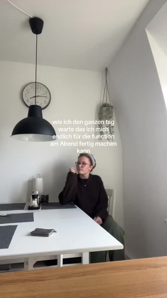 @𝐞𝐦𝐦𝐚