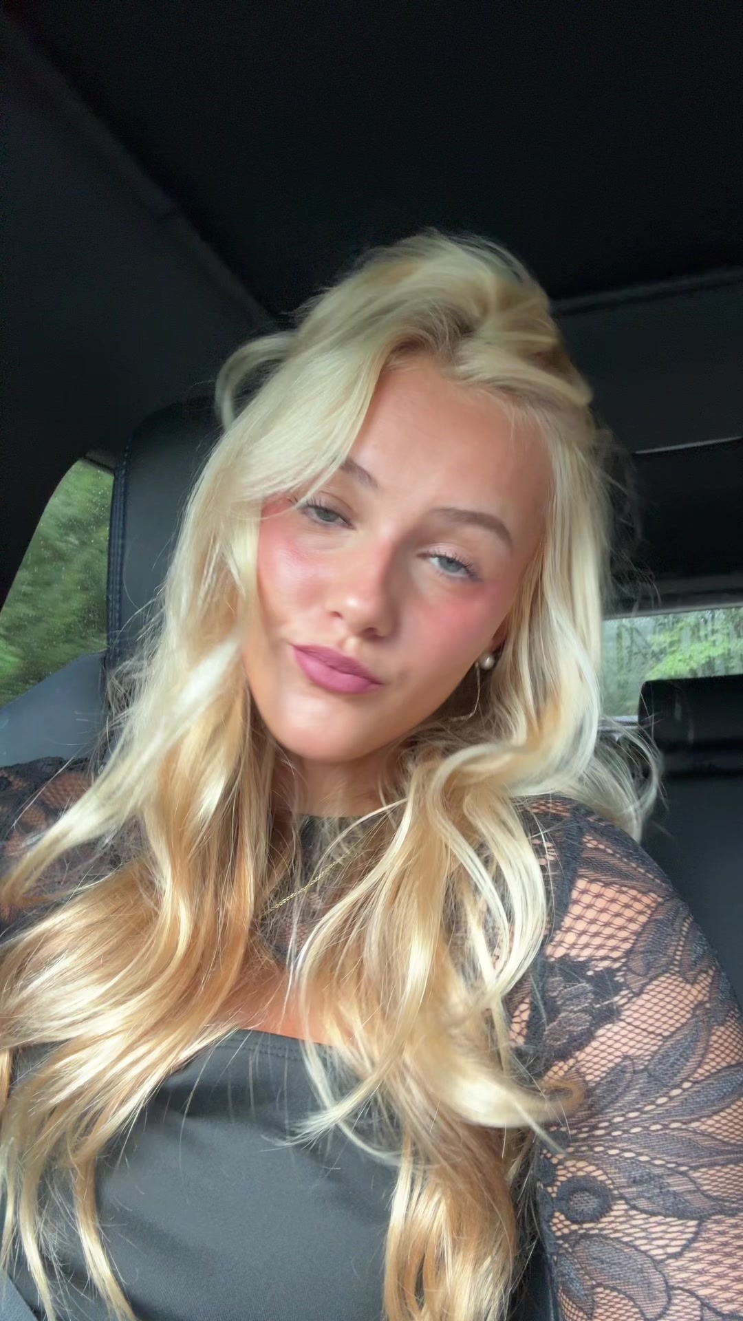 @laurenr