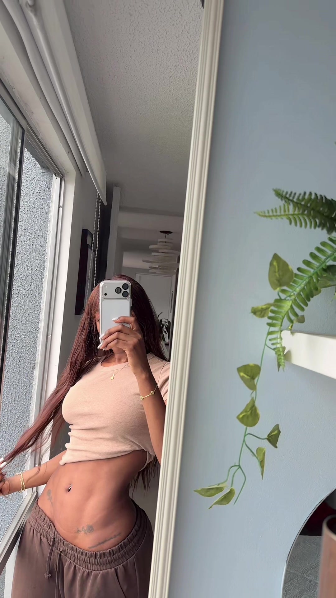 @Ebonypreciousss