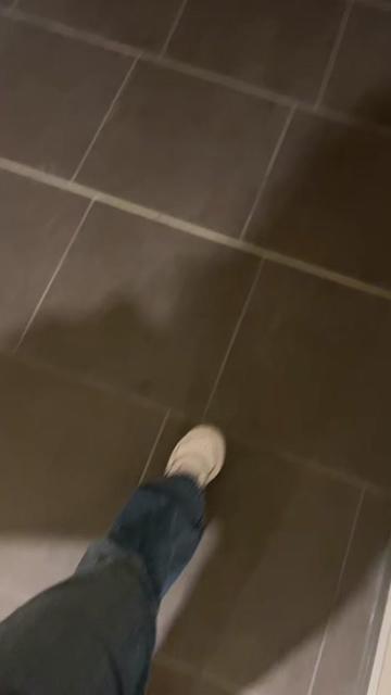 @Laramm