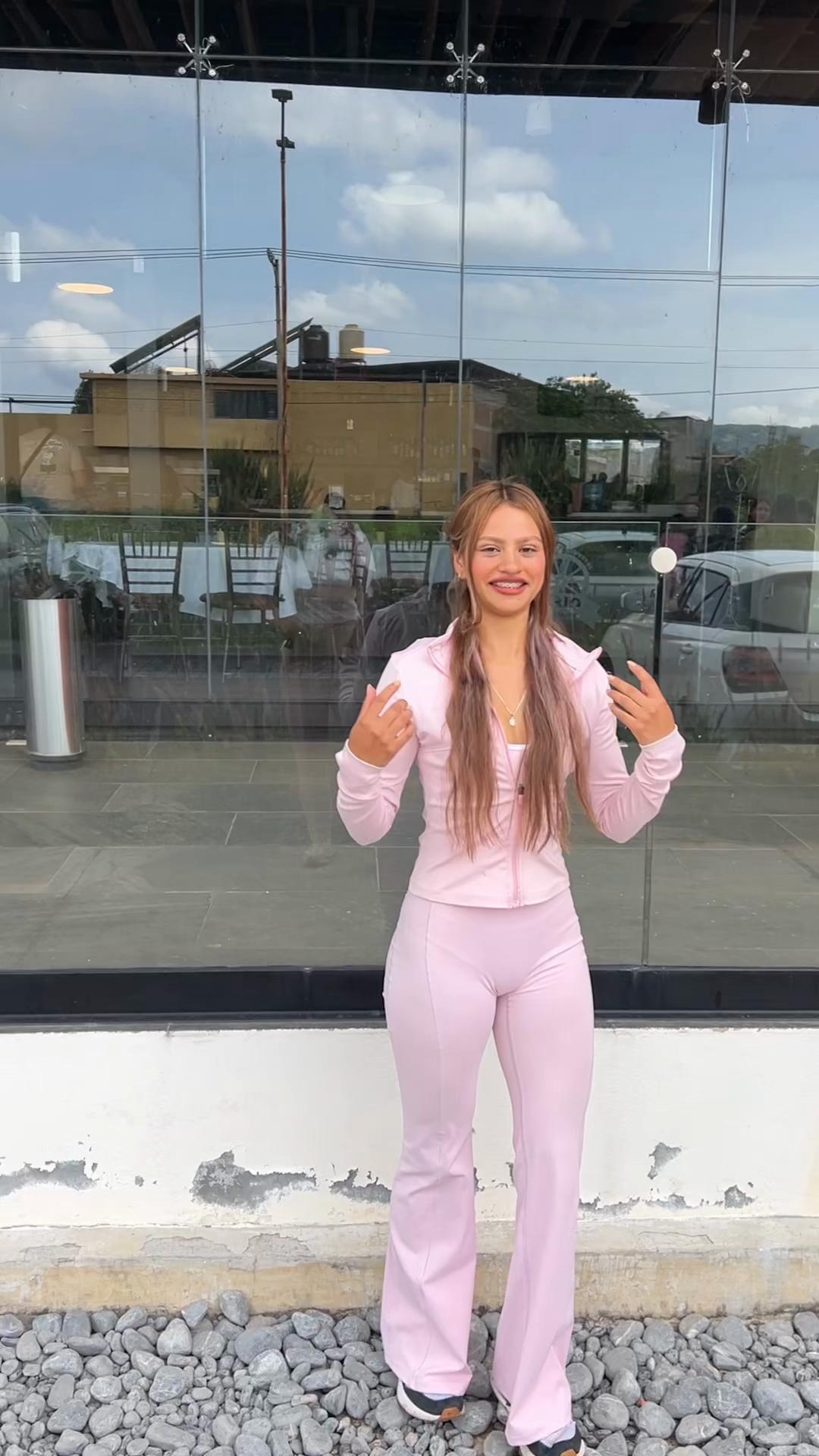 @Clau al día 🗞️🎛️📰