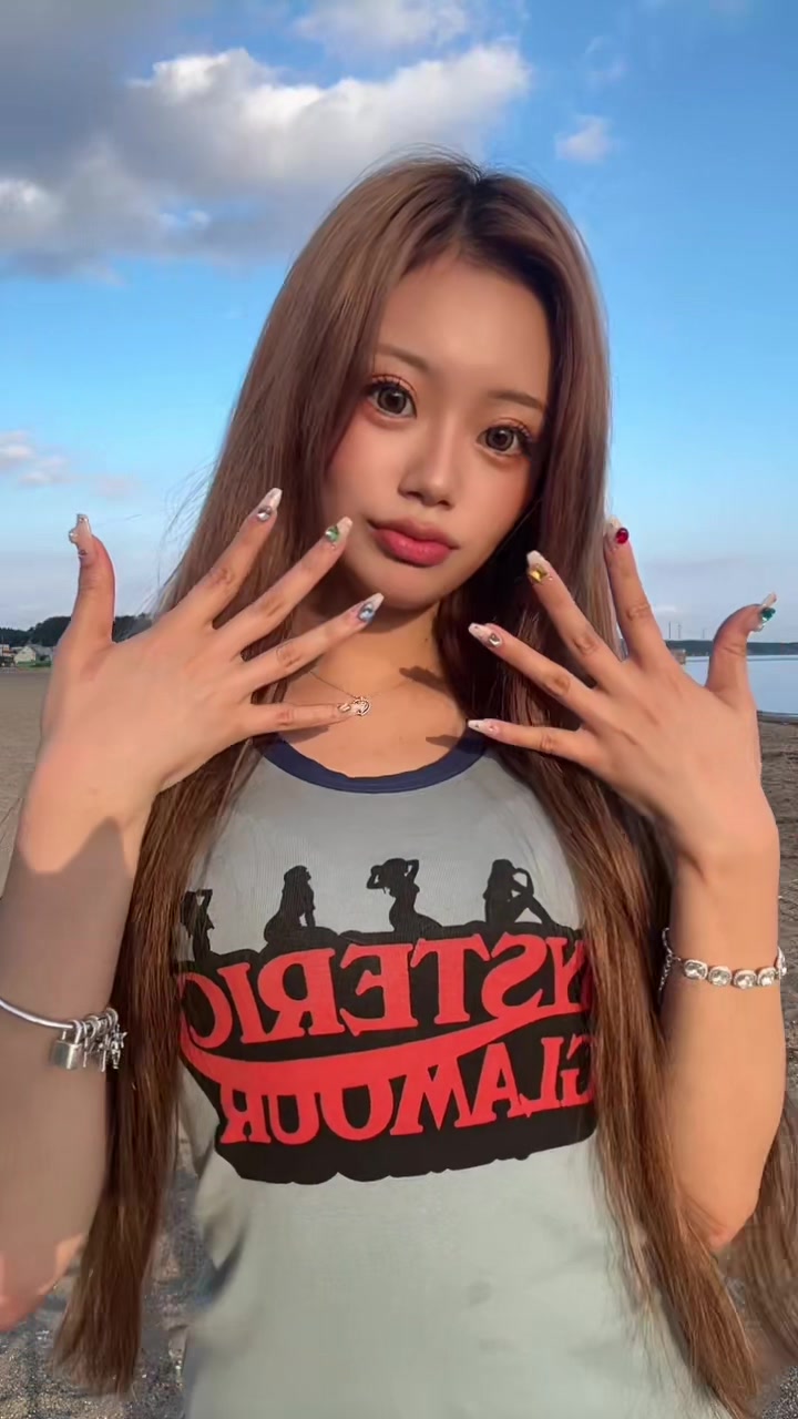 @yuria