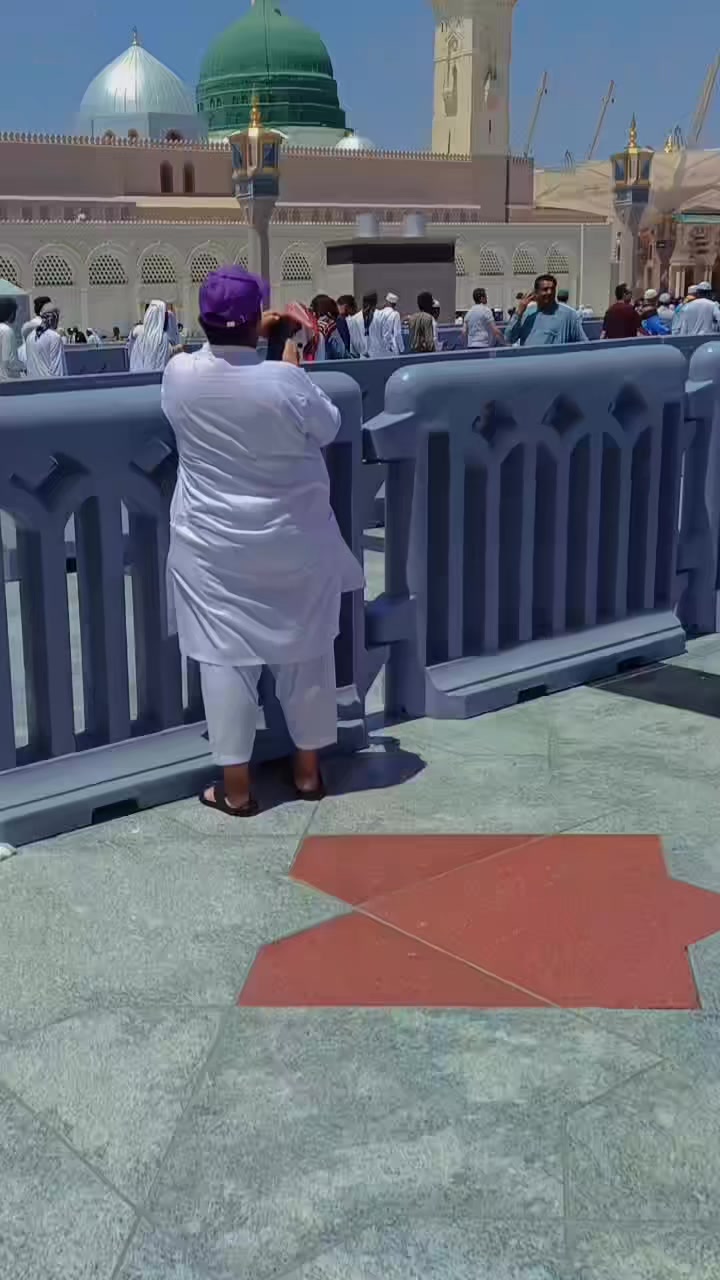 @ملک 🥀