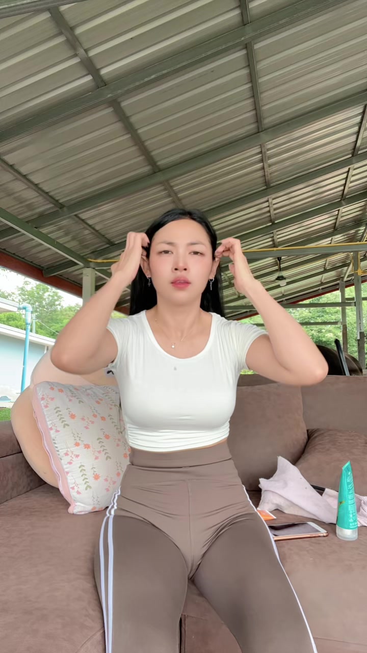 @nong ชื่อน้องค่ะ( 180k )