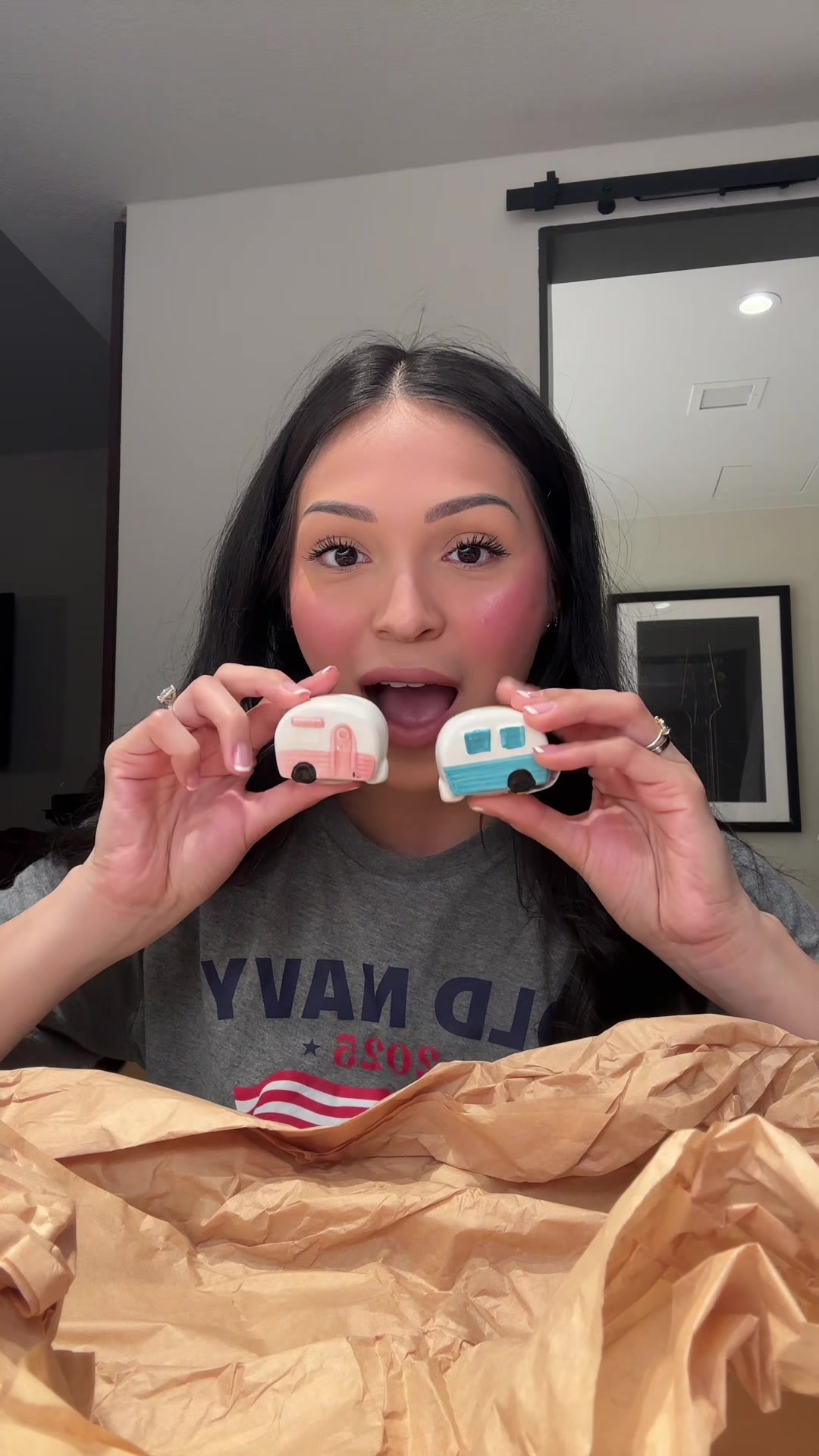 @Adamari | Mom of 2
