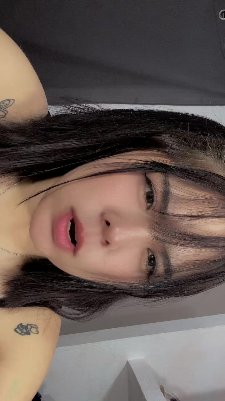 @𝕬𝖓𝖎🤎🖤