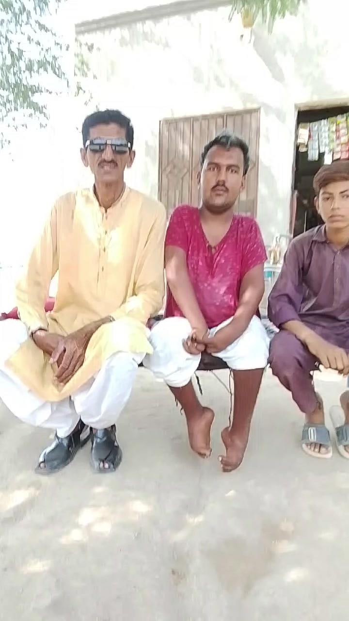 @m Khalid Abbas