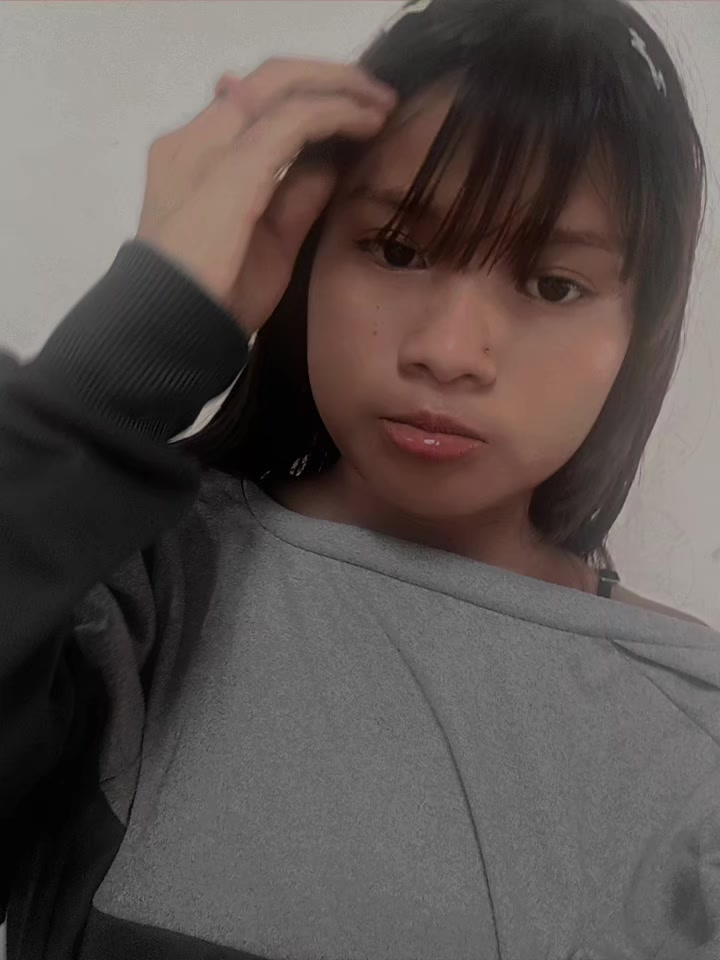 @>>🫦čäröl<<