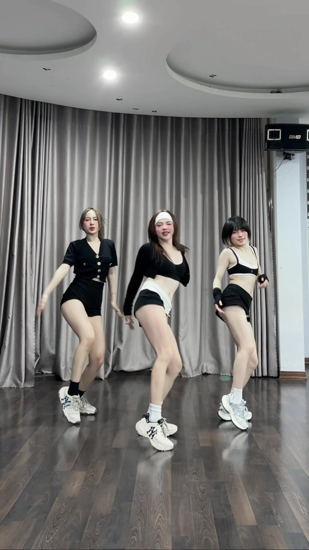 @XOTIT ☑️