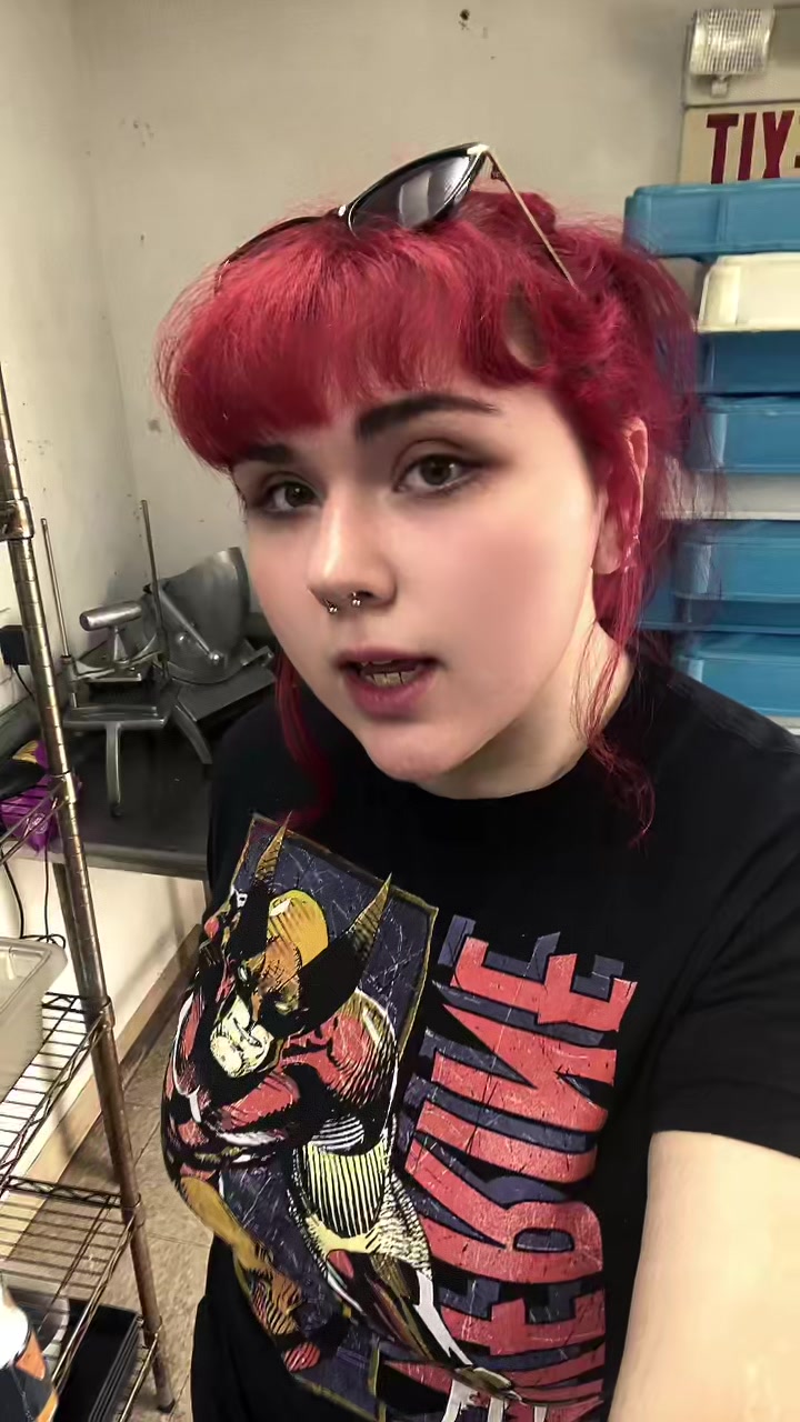 @becca 🦇