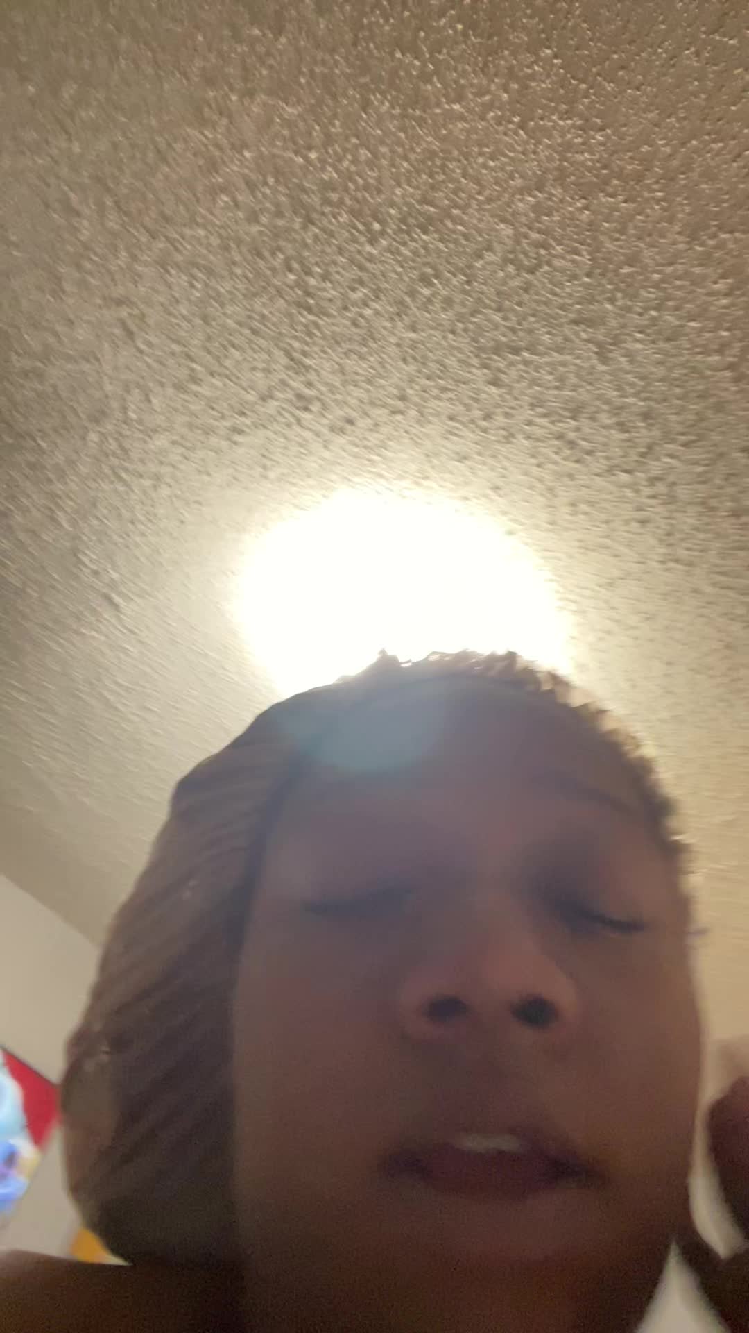 @Dee_nuggss