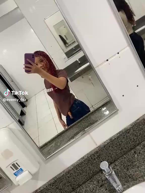 @Evely