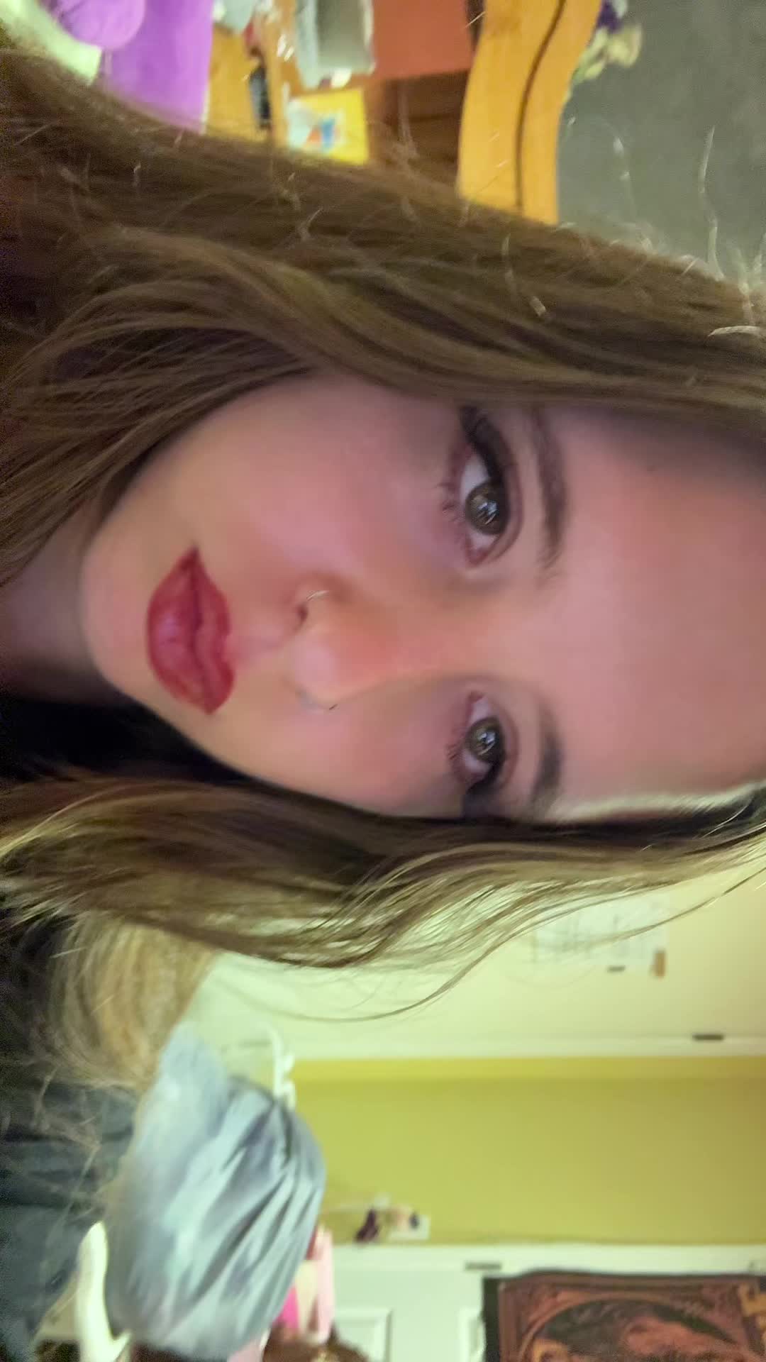 @<3