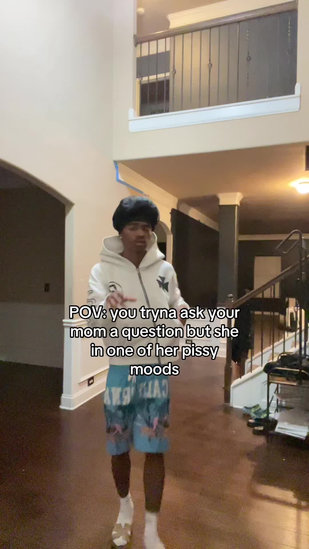 @⃟