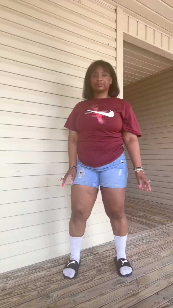 @Queendomain12