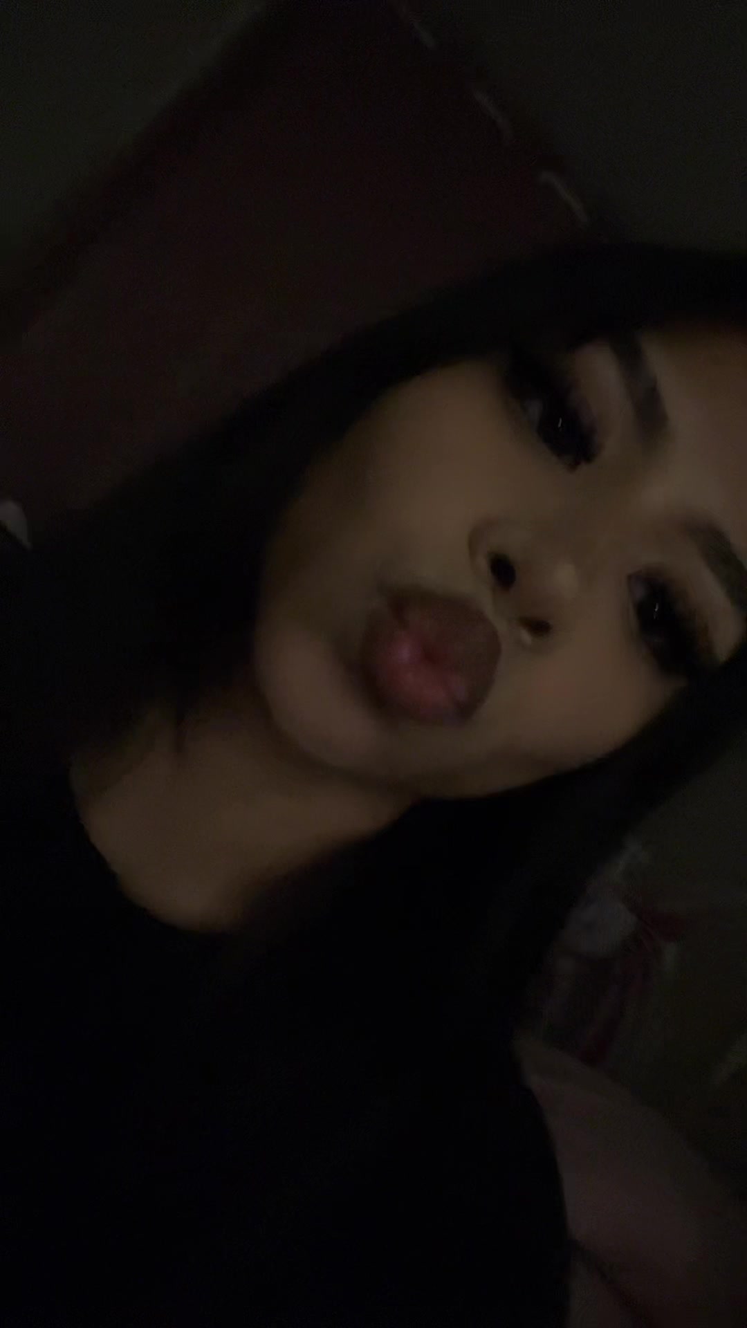 @ʟᴜɴᴀ ᴅᴀᴢᴇ🦇