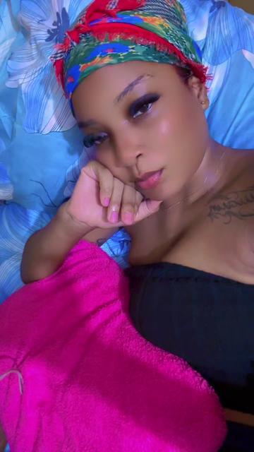 @1YANNI_BADDIE😈🖤