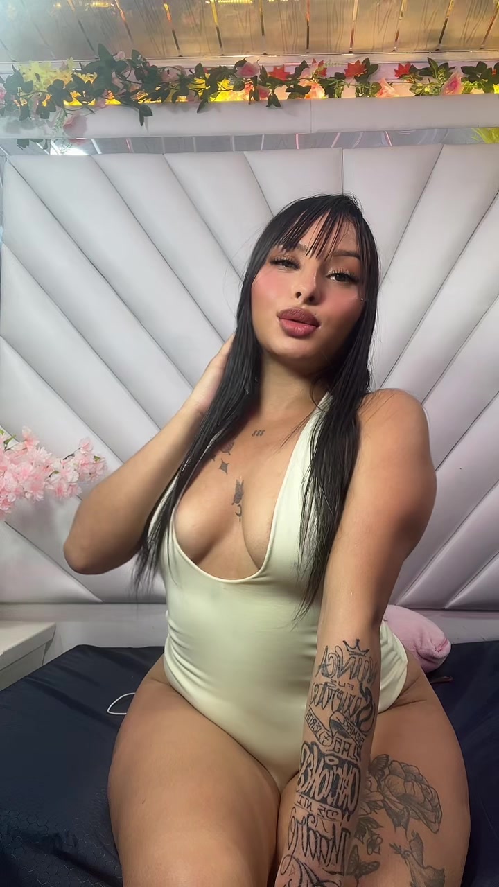 @Viviana