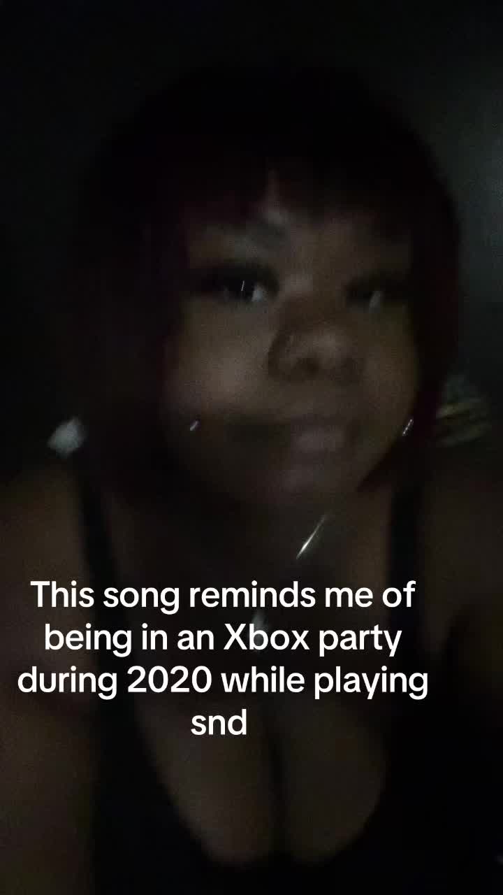 @molliemarzz
