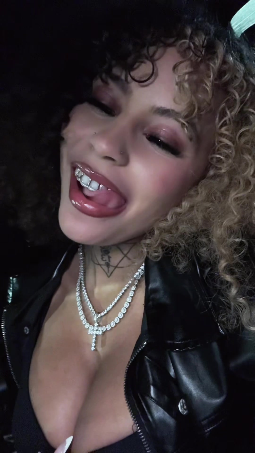 @TyNadia🧞♀️