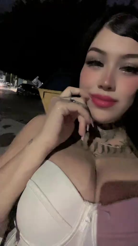 @Yakee Soto🍒🫦