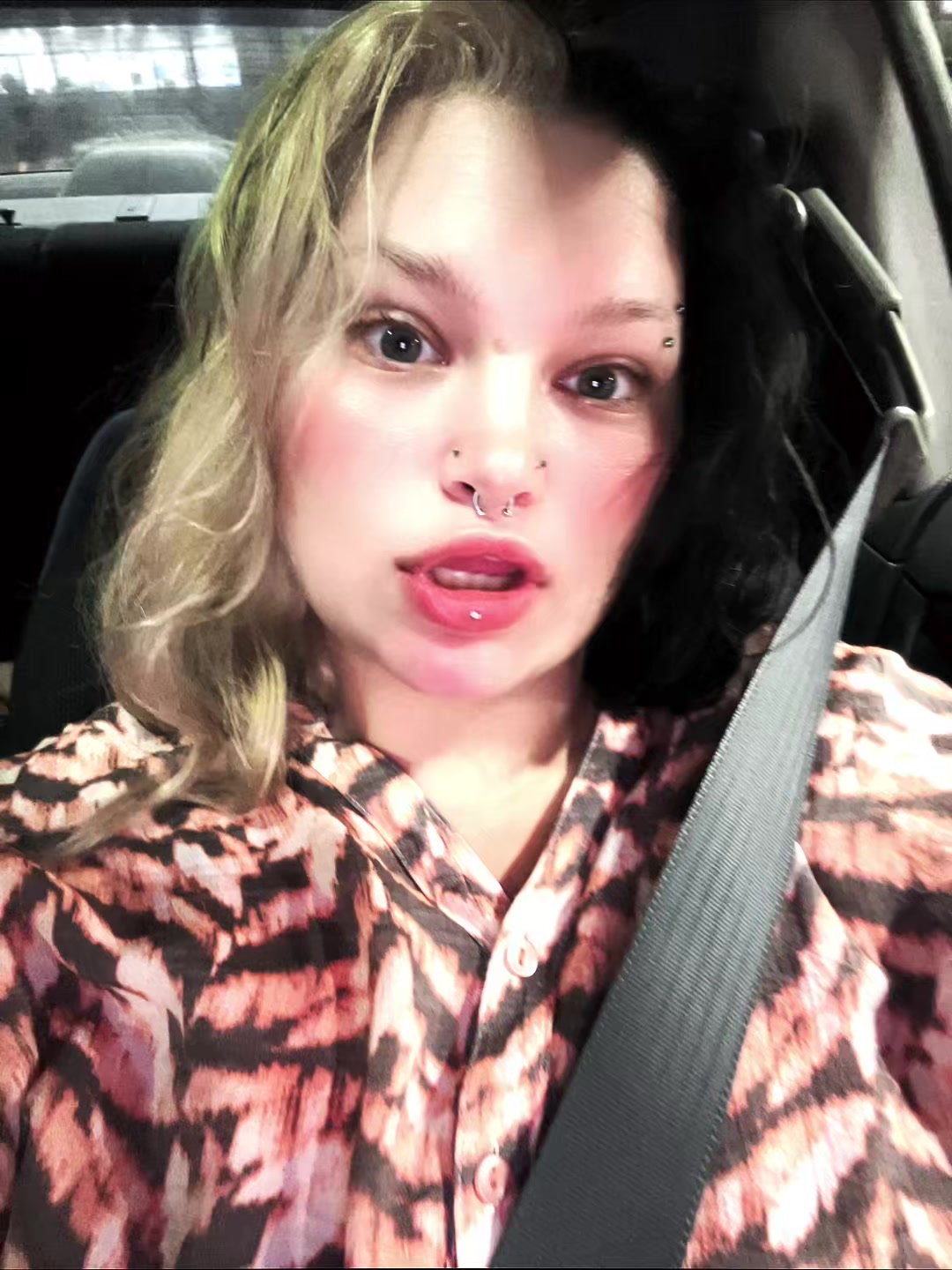 @Liv
