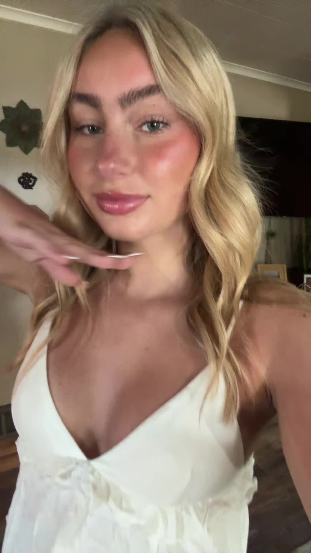 @Chloe 😇