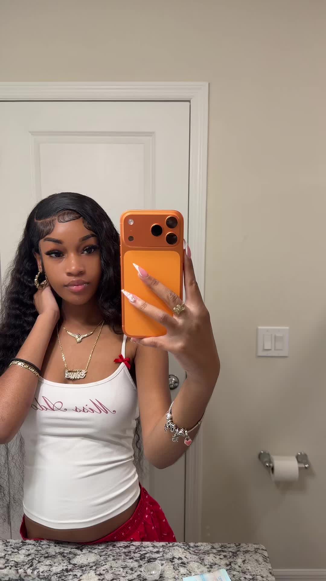 @imjustasexcassgirllol