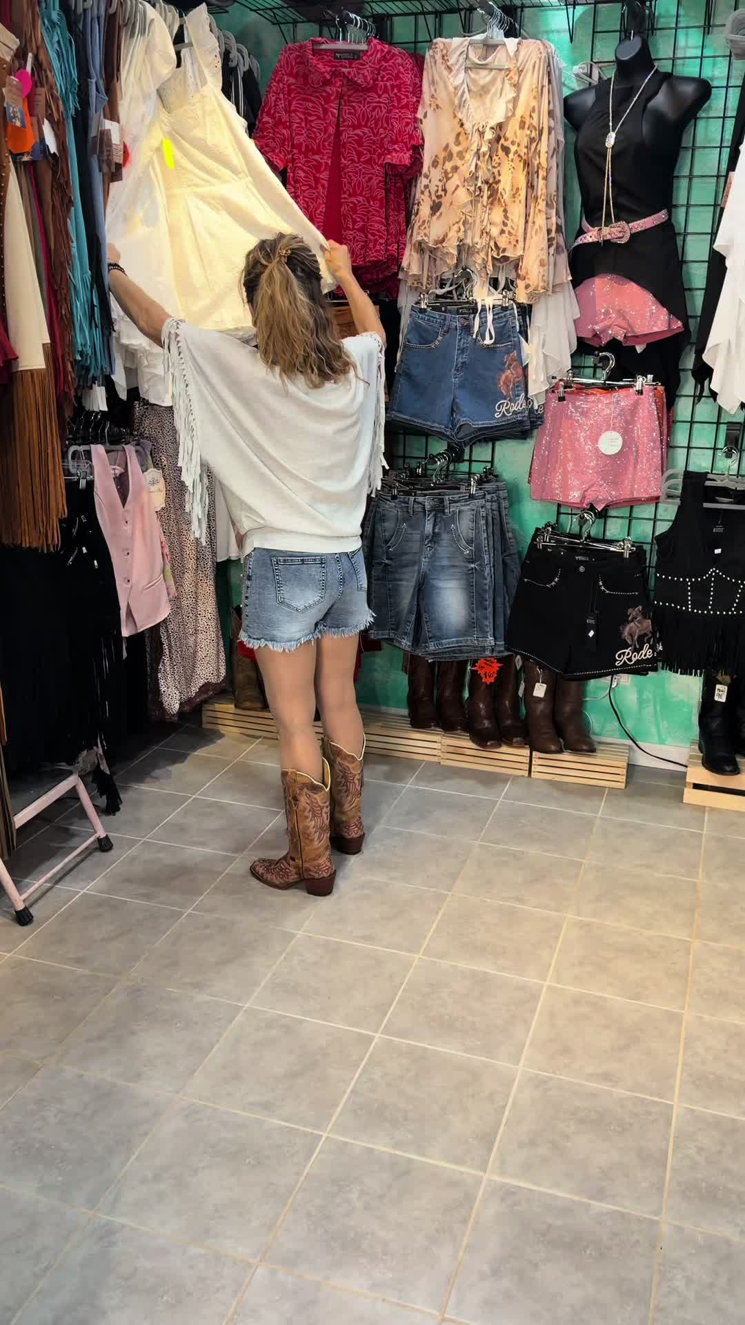 @Trendy Not Spendy BOOTique