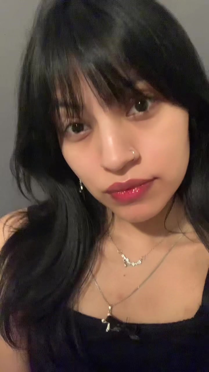 @Priss₊˚⊹♡