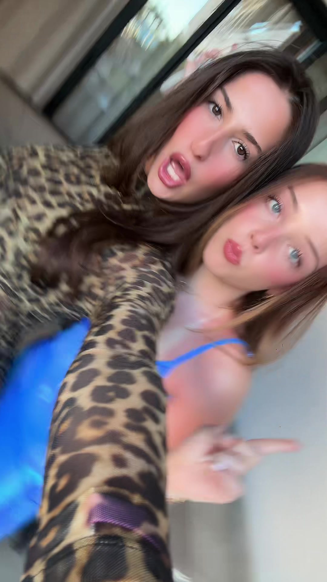 @🤍