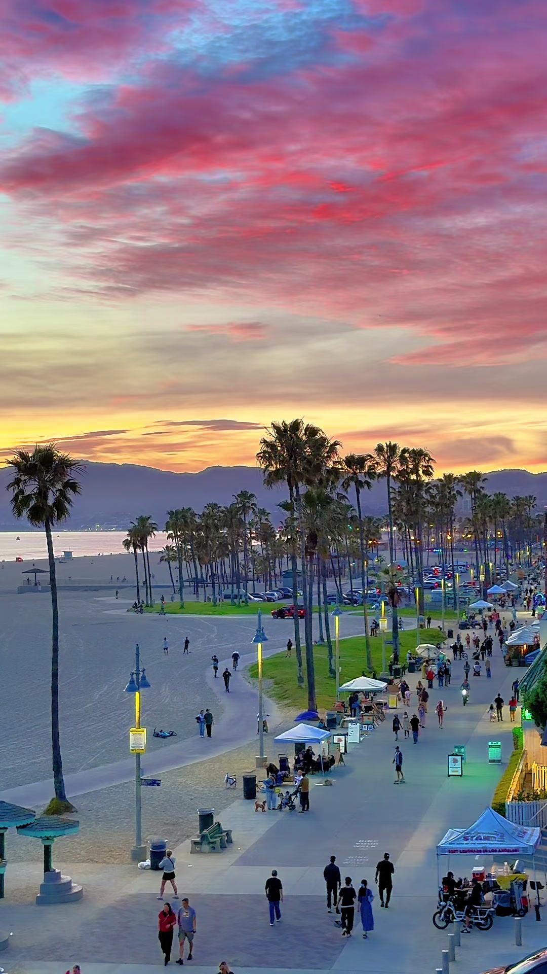 @Venice Beach Boardwalk