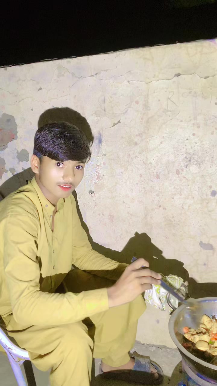 @꧁♛ 𝑆𝑂𝐻𝐴𝐼𝐿 ♛꧂