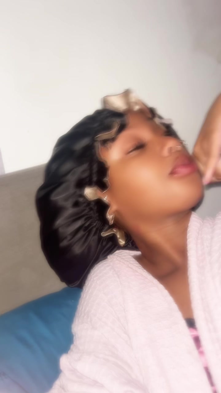 @KieKie👩🏽&zwj;❤️&zwj;💋&zwj;👩🏽🫧