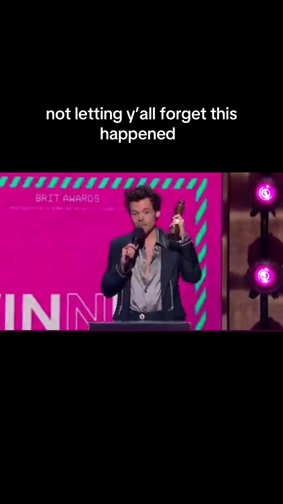 @louis tomlinson&rsquo;s gf 𐙚