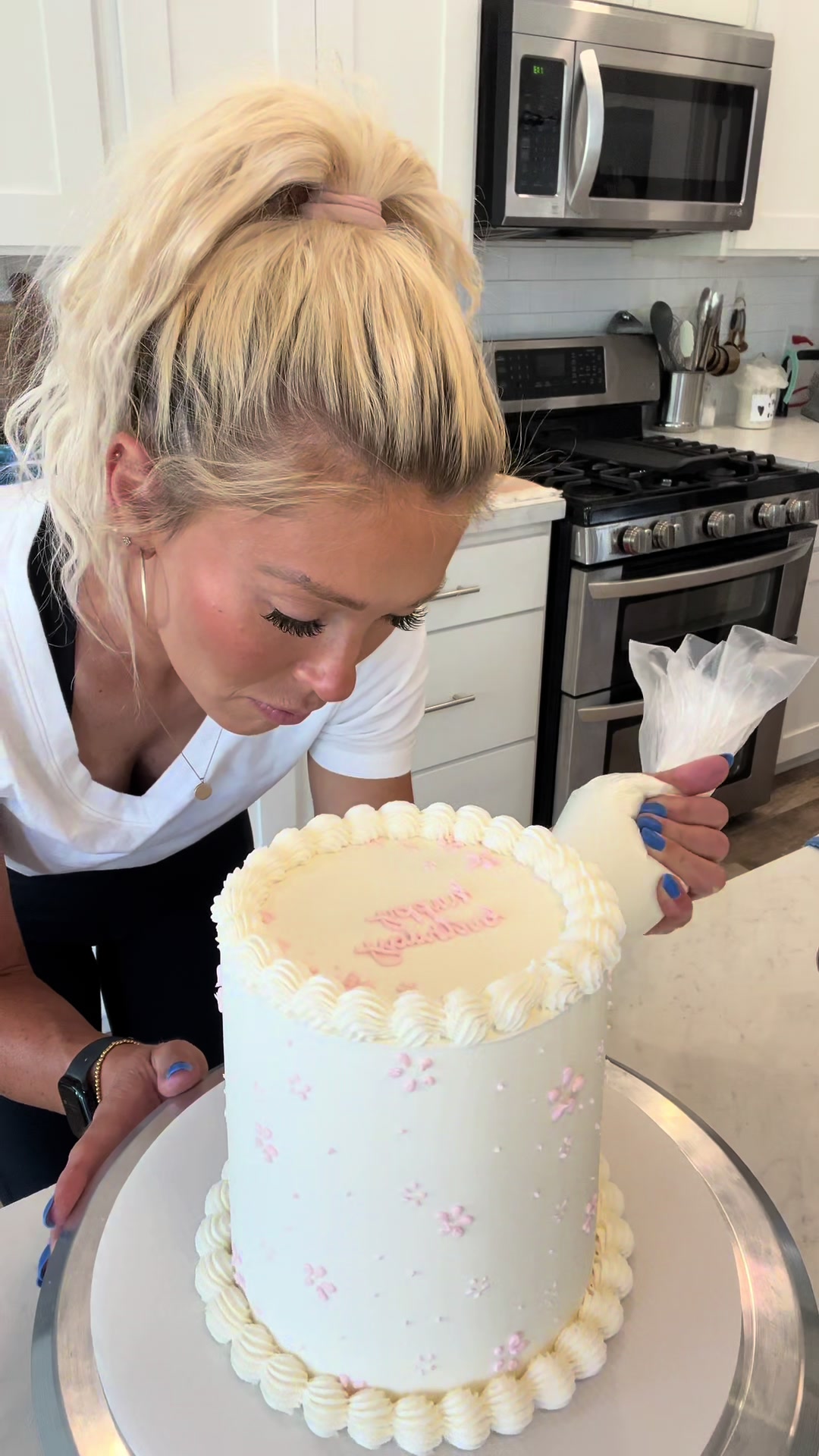 @The Blonde who Bakes