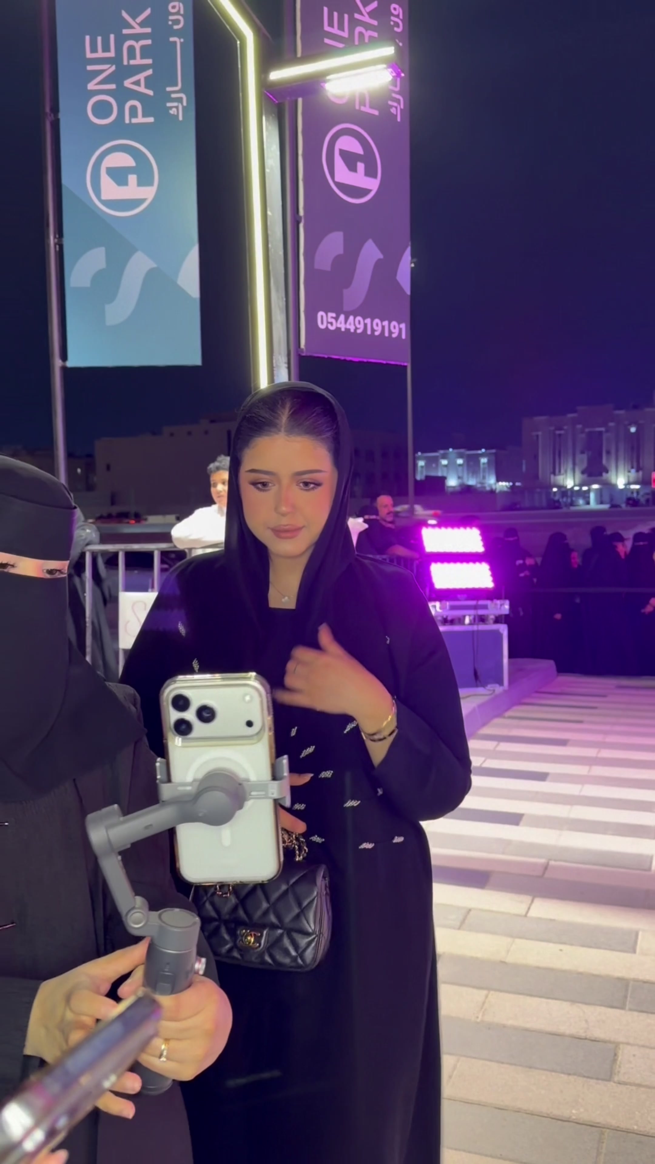 @نورة اللي ماعندها خوات 🙋🏻&zwj;♀️