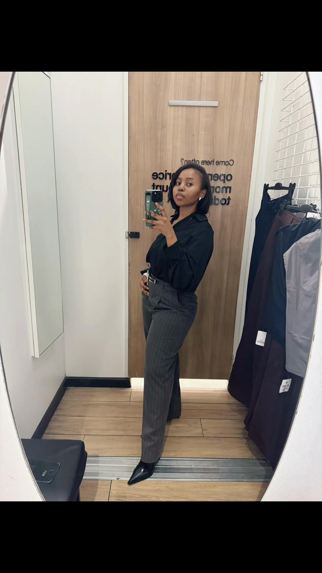@Chancellorette_