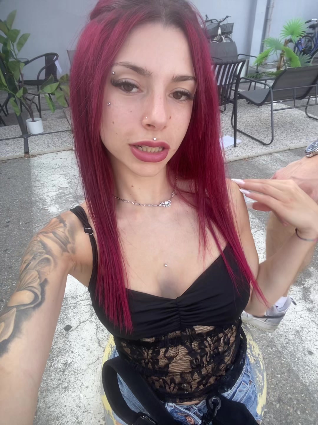 @$𝒂𝒓𝒂 💋