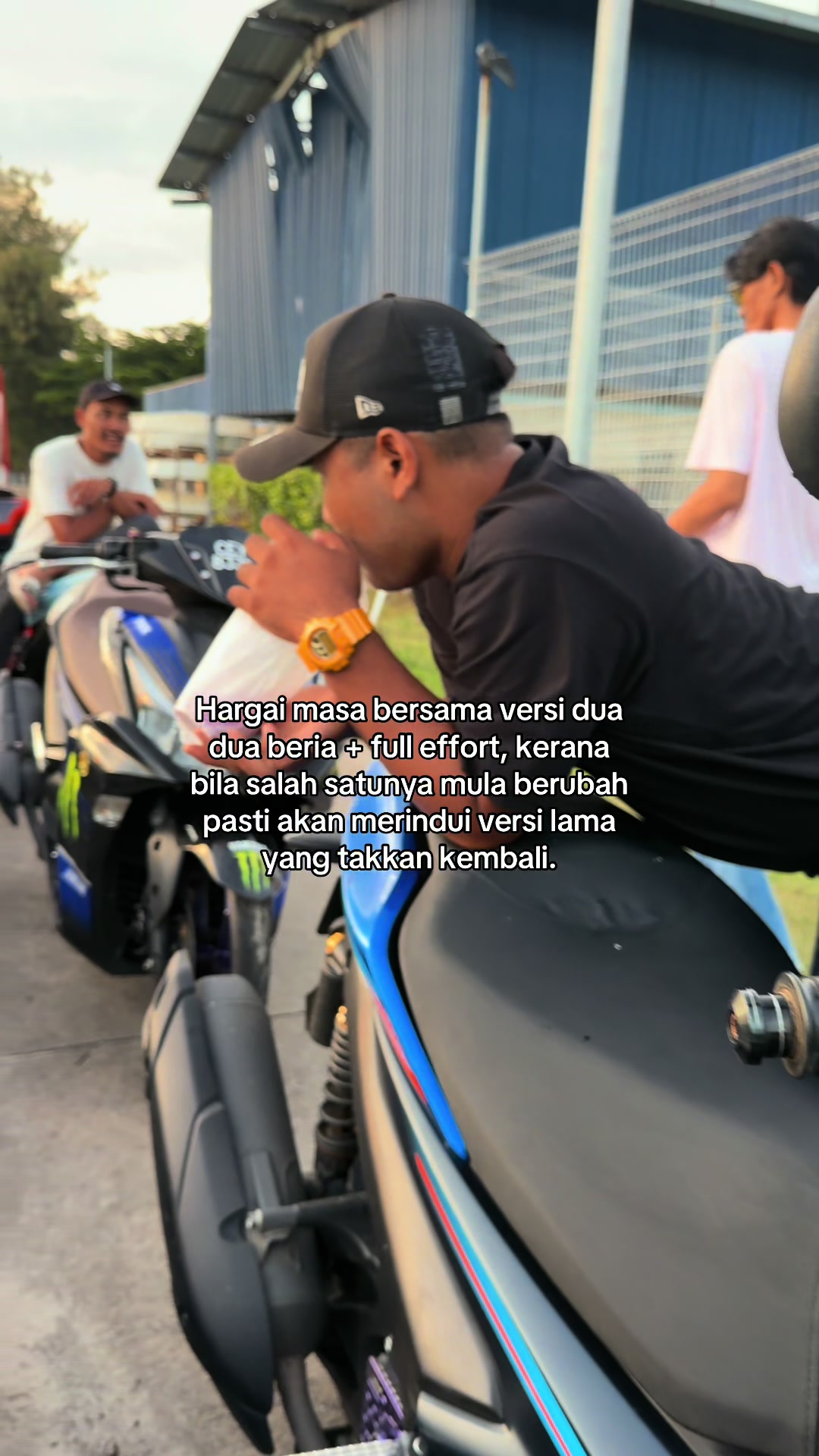 @𝑨.