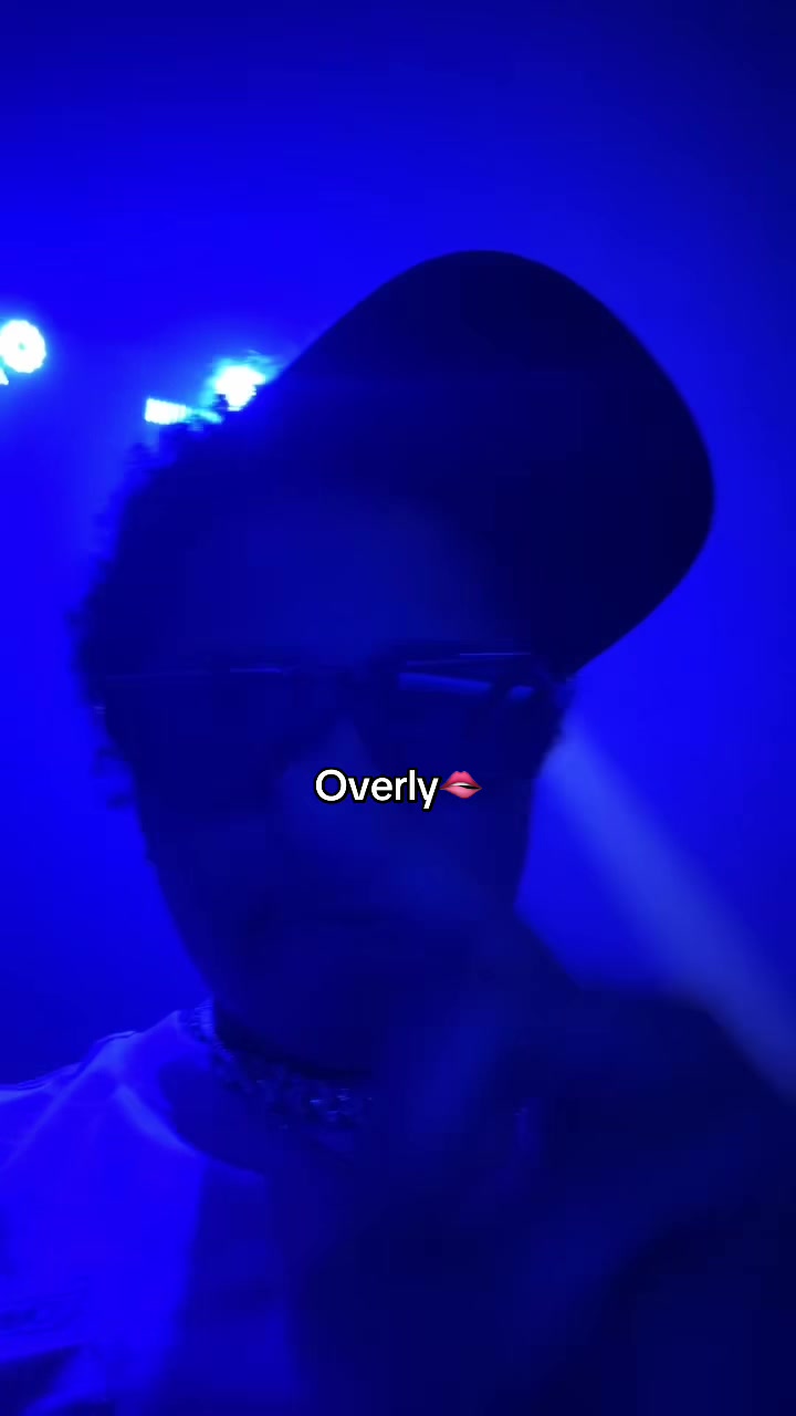 @FamoussJaii❤️🔥